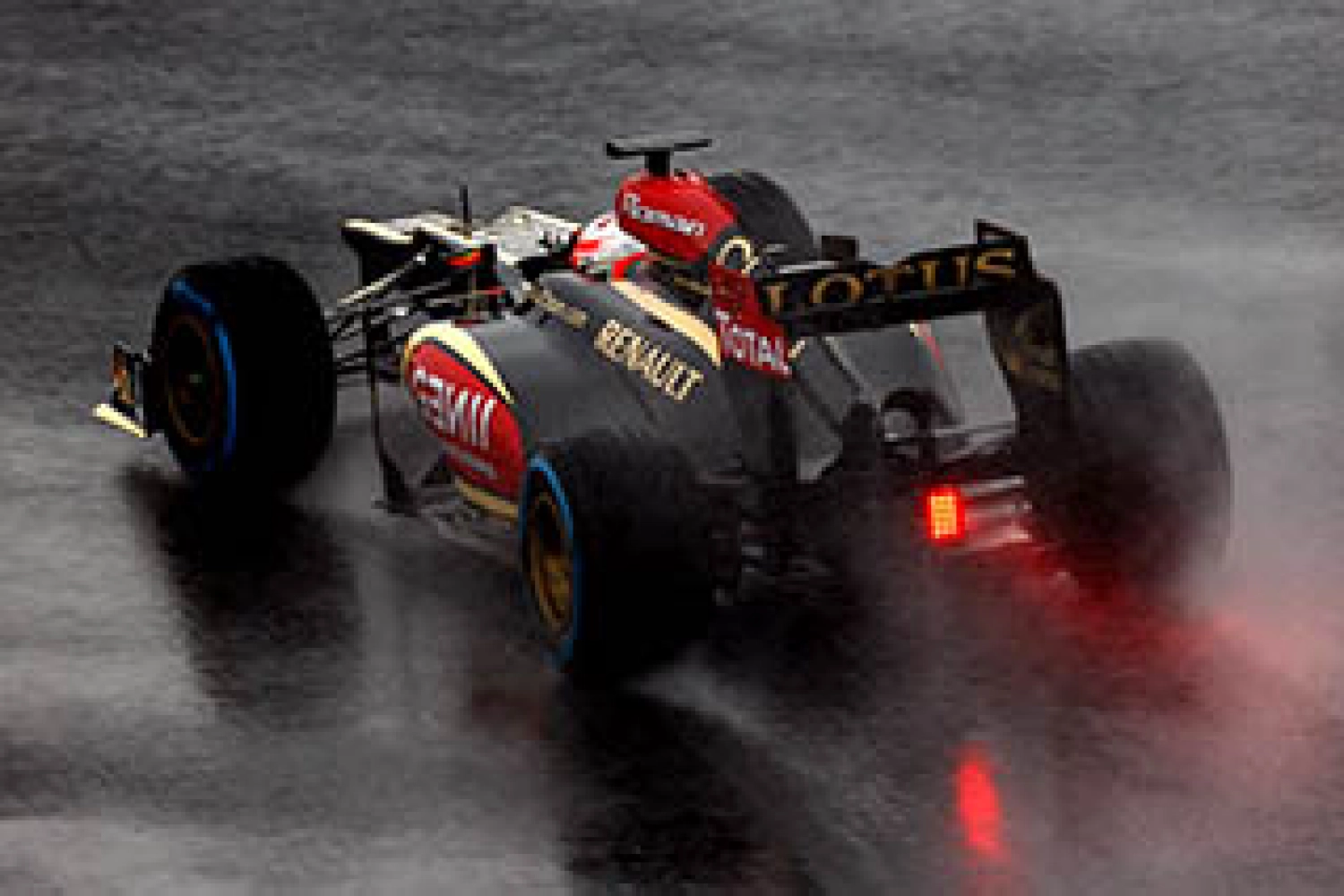 Samedi : Lotus a fait des progrès sur piste humide