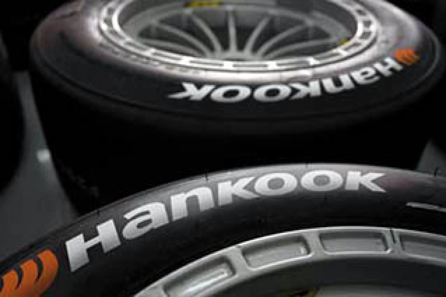 Hankook serait en lice pour remplacer Pirelli à partir de 2014