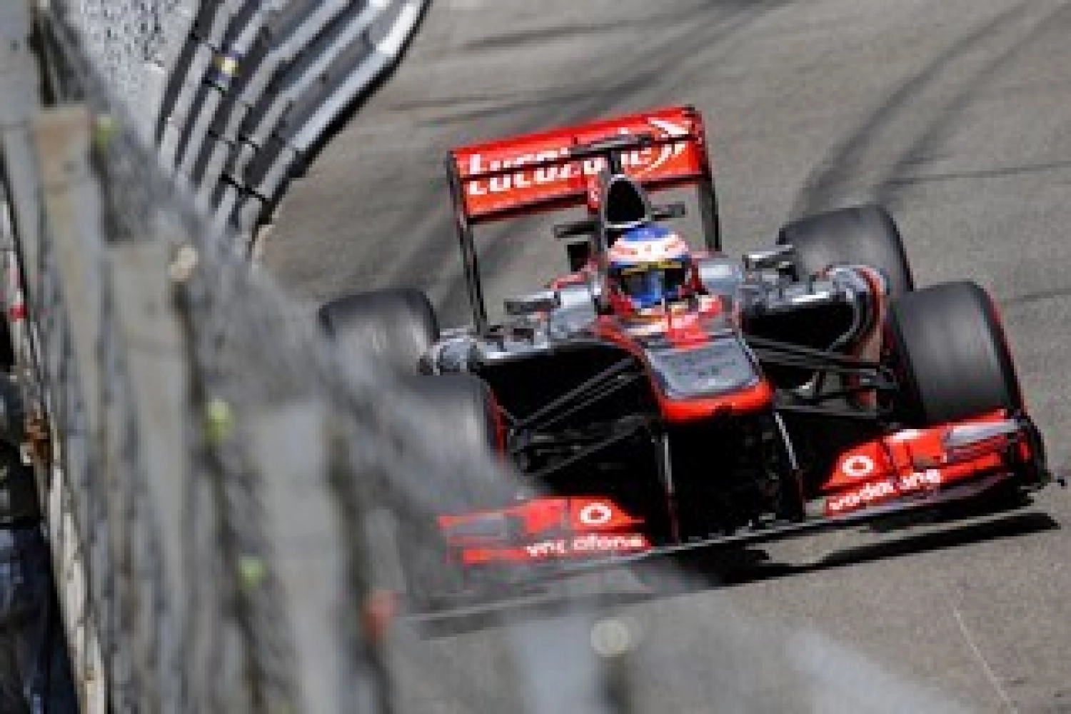 Samedi : Mclaren prévoit une course difficile