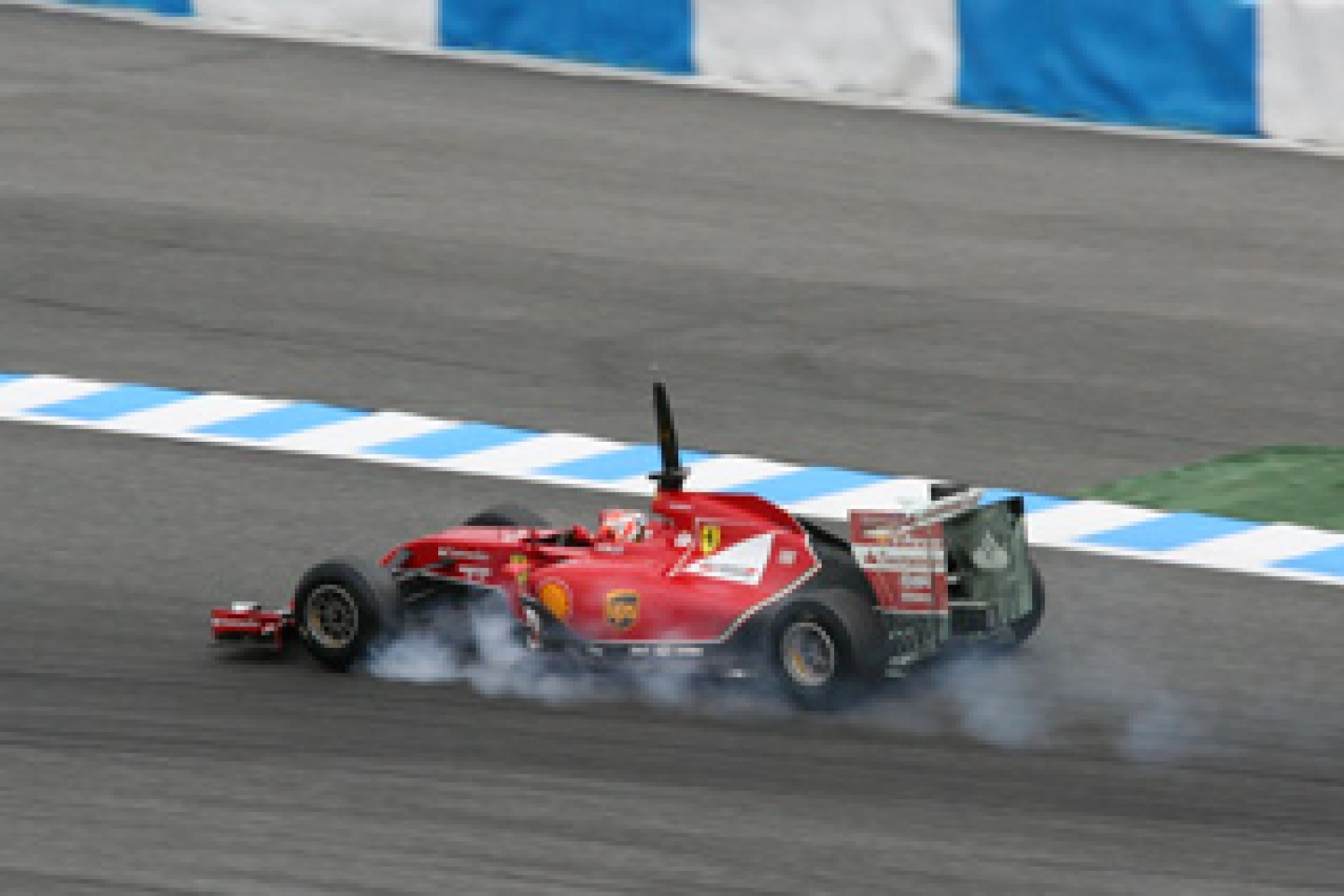 Retour de l’interdiction des essais en cours de saison en F1 dès 2015 ?