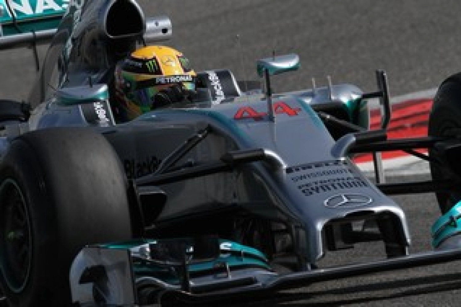 Australie – Essais libres 2 : Hamilton place Mercedes au top, Grosjean et Lotus font un flop