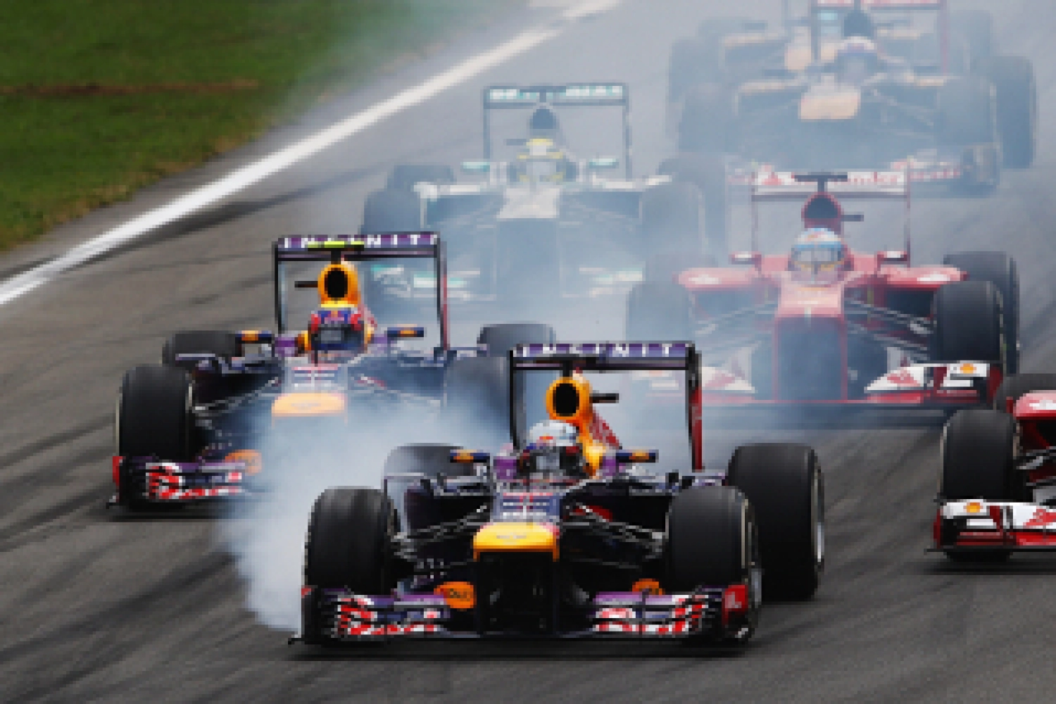 Ron Dennis : Red Bull s’est "auto-infligée" ses problèmes