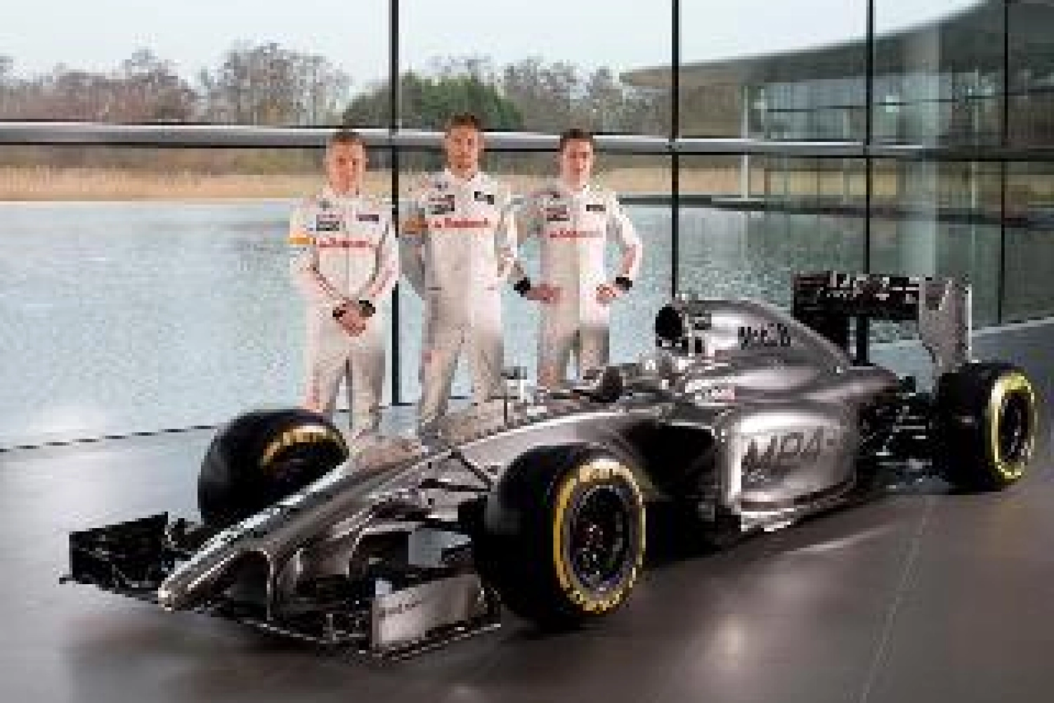 Jenson Button veut rester chez McLaren pour la saison 2015