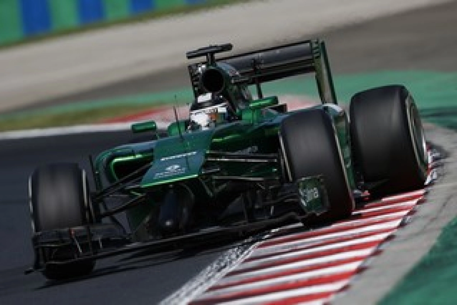 Dimanche : Ericsson dans le mur, Kobayashi à l&rsquo;arrêt chez Caterham