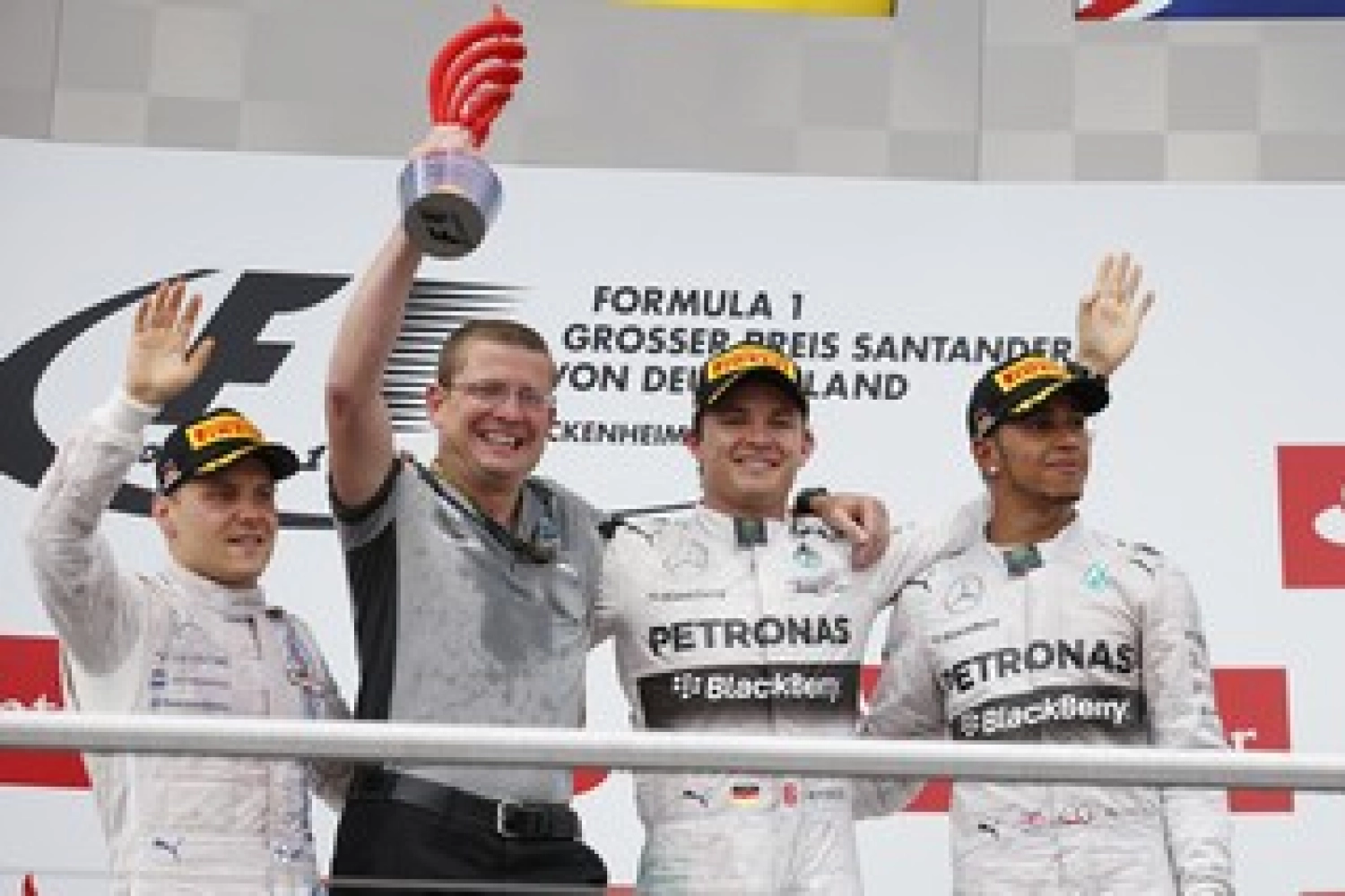 Dimanche : Rosberg et Mercedes AMG F1 s&rsquo;offrent une victoire à domicile