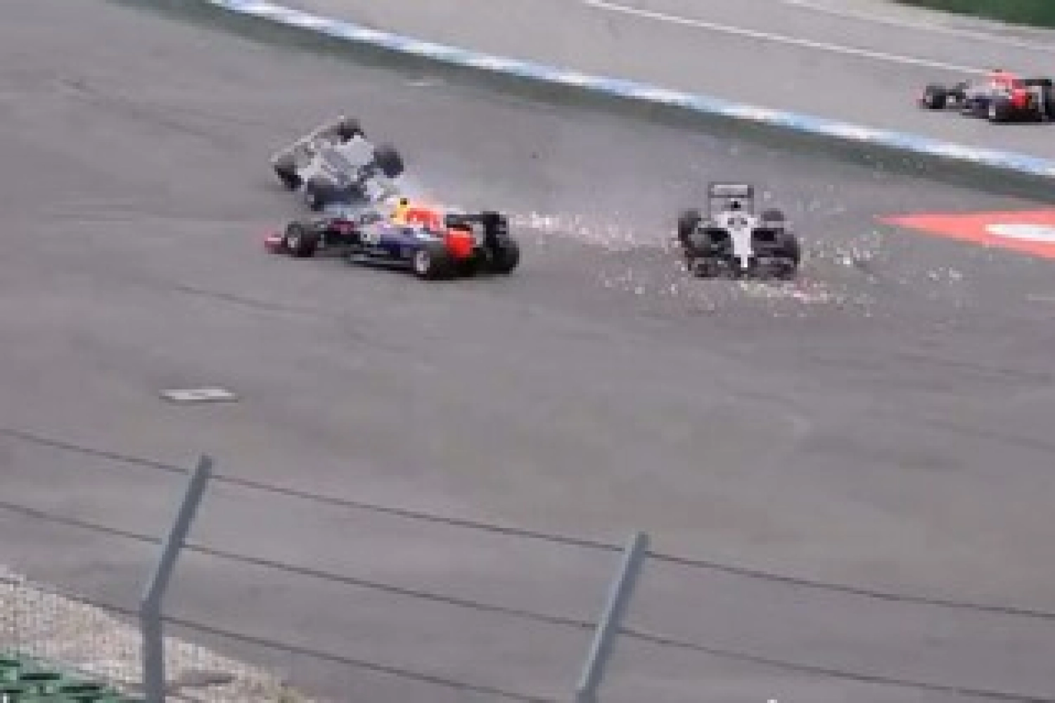 Massa attaque la FIA et Magnussen