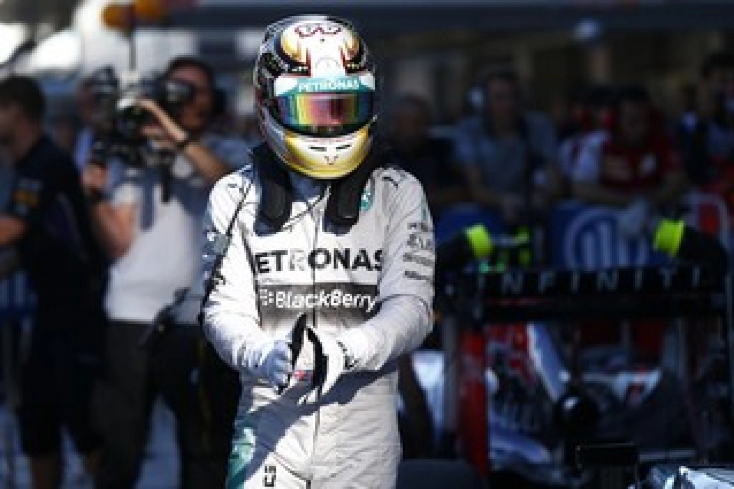 Lewis Hamilton veut égaler Ayrton Senna