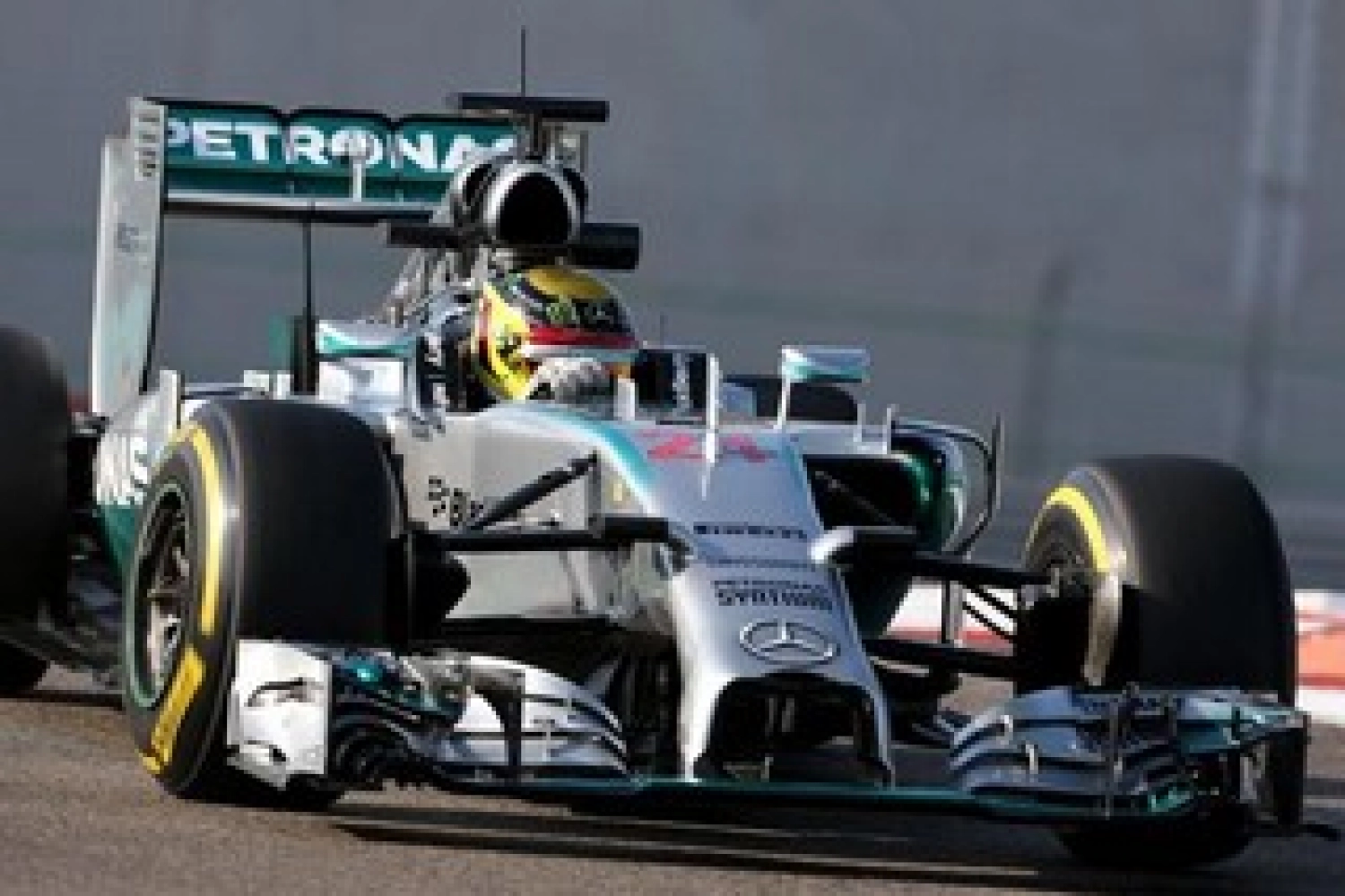 Essais Abu Dhabi – Jour 2 (matin) : Wehrlein et Mercedes en tête, McLaren Honda toujours en difficulté
