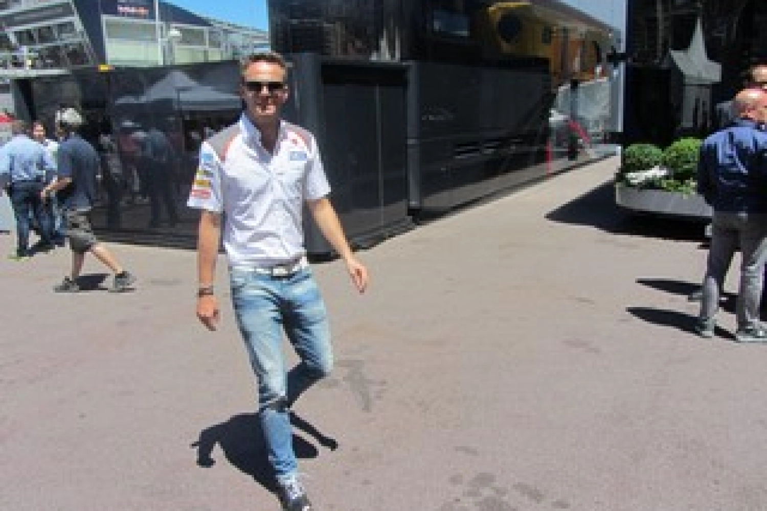Le manager de Giedo van der Garde confirme des contacts avec Manor