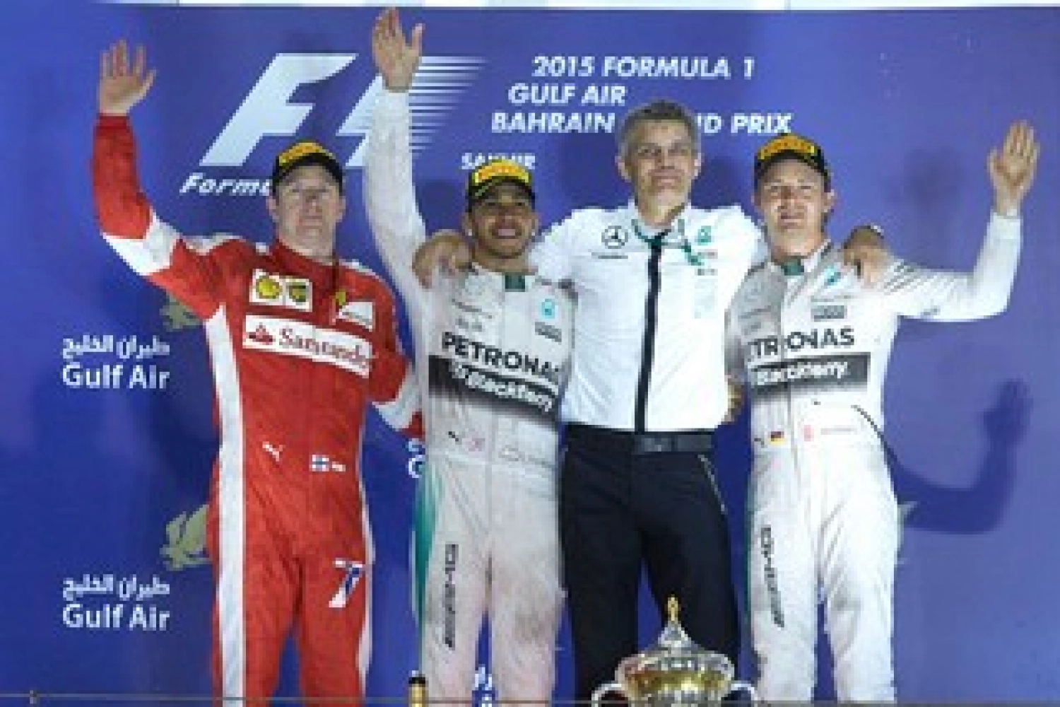 Bahrein – Course : Lewis Hamilton royal, Raikkonen en deuxième homme