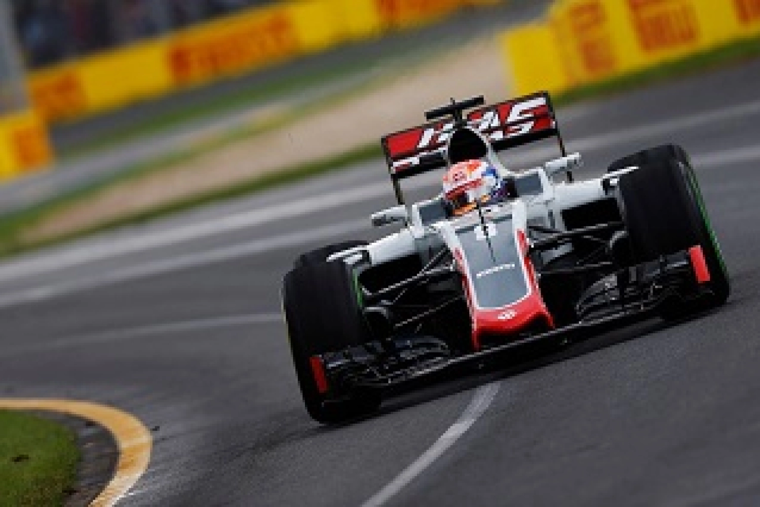 Gene Haas : « La voiture a une base très stable »