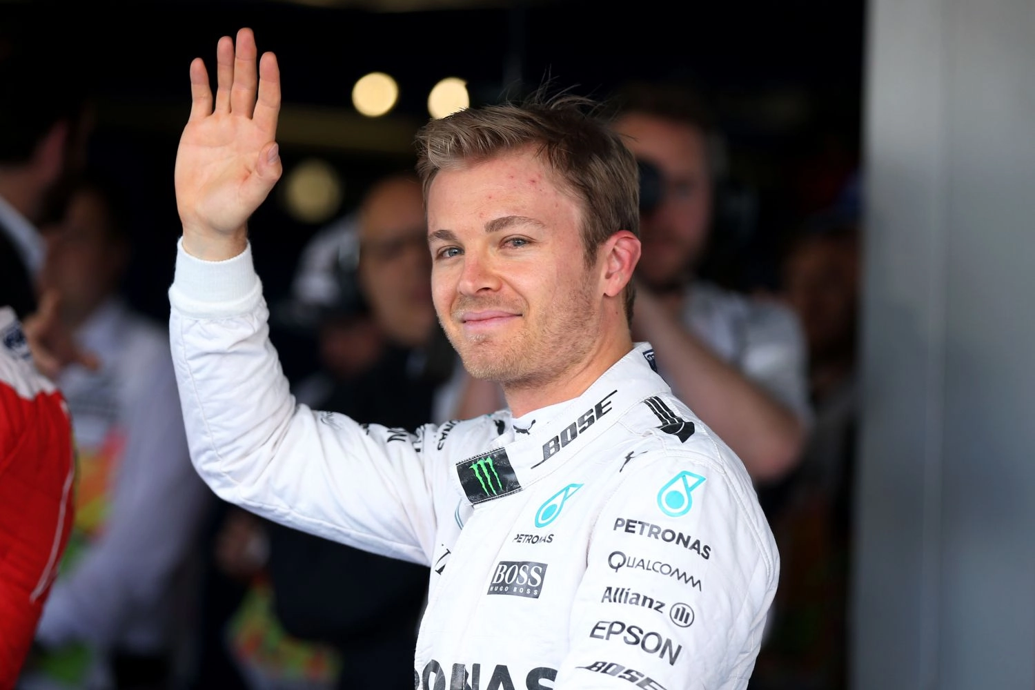 Nico Rosberg réclame un drapeau noir pour Verstappen après sa collision controversée au GP d’Espagne avec Russell