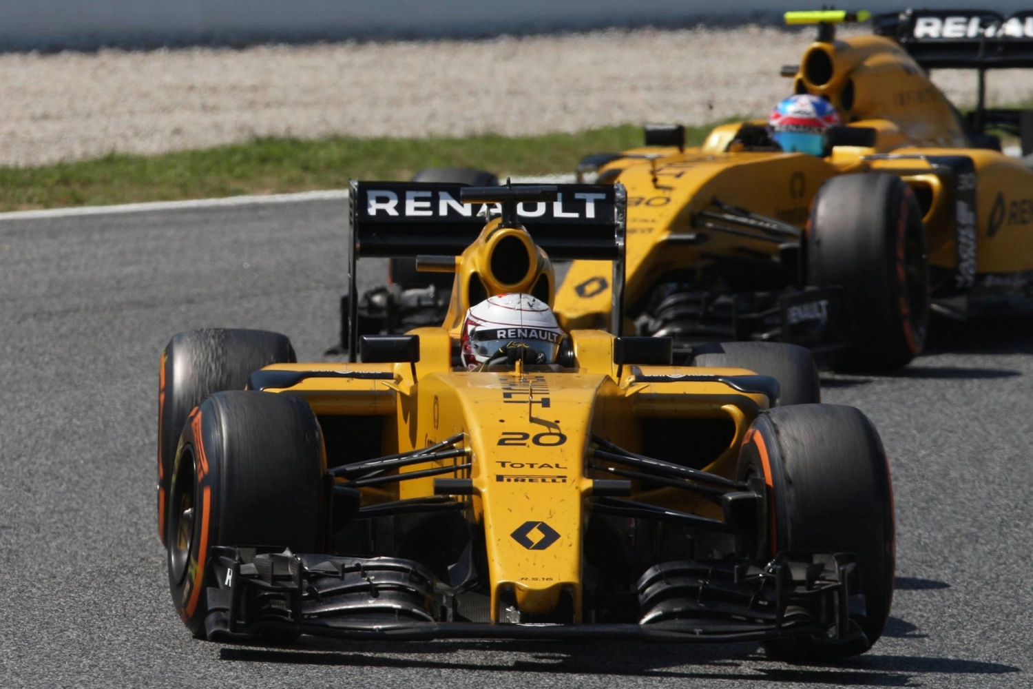 Renault : Du mieux en Autriche mais pas encore de points