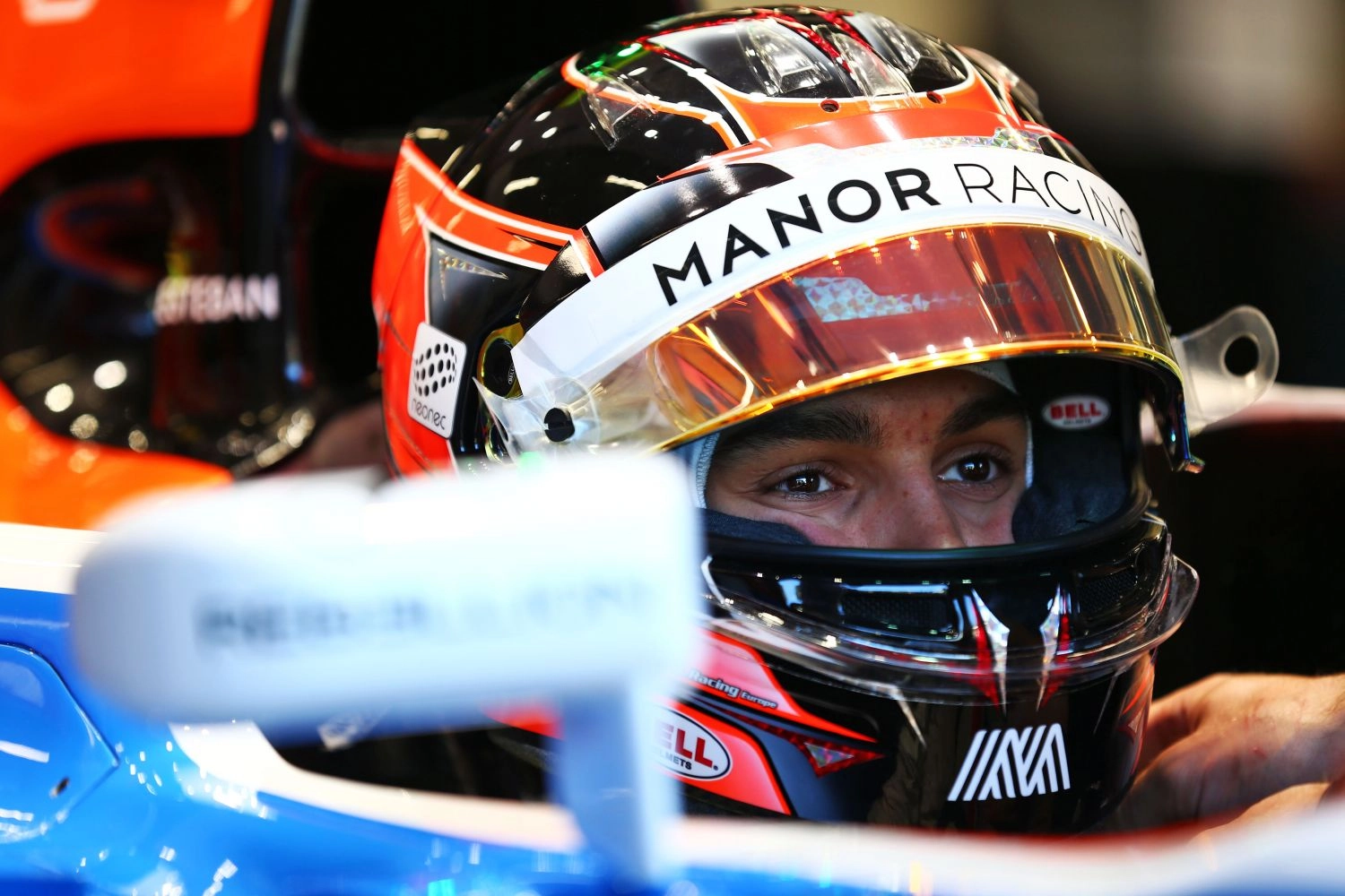 Esteban Ocon victime d&rsquo;une pénalité et de problèmes dans les stands
