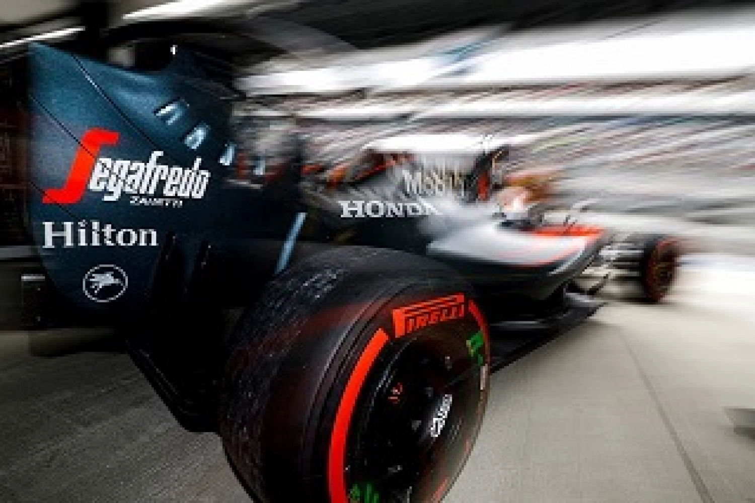 Bilan mi-saison – McLaren : Une voiture en progrès mais…
