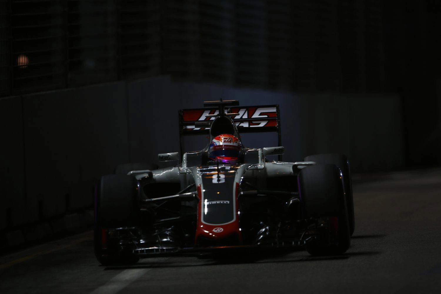 Nouvel accident pour Romain Grosjean dans les rues de Singapour