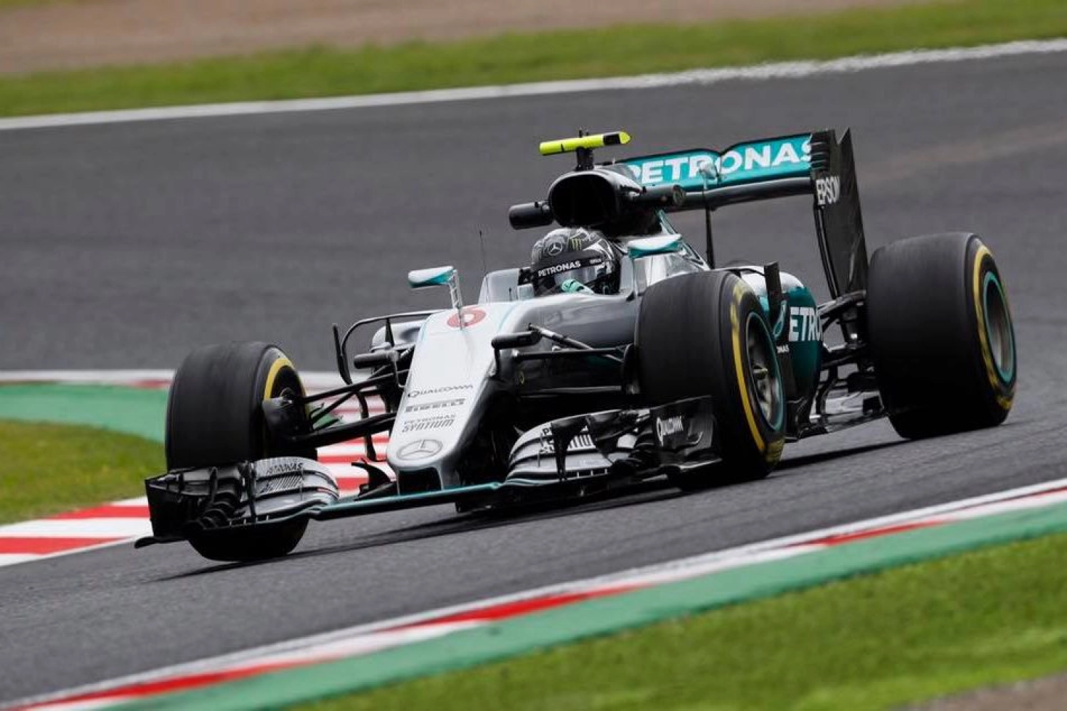 Japon – Course : Rosberg engrange encore, les deux titres à coup sûr pour Mercedes !