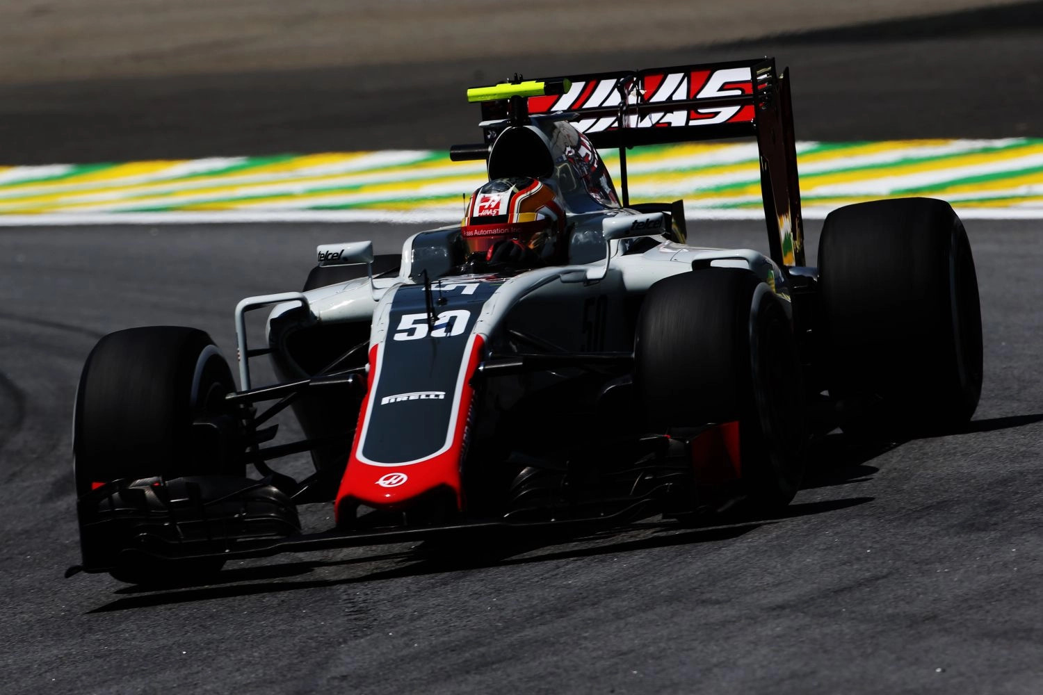 Charles Leclerc renonce à rouler à Abu Dhabi pour Haas