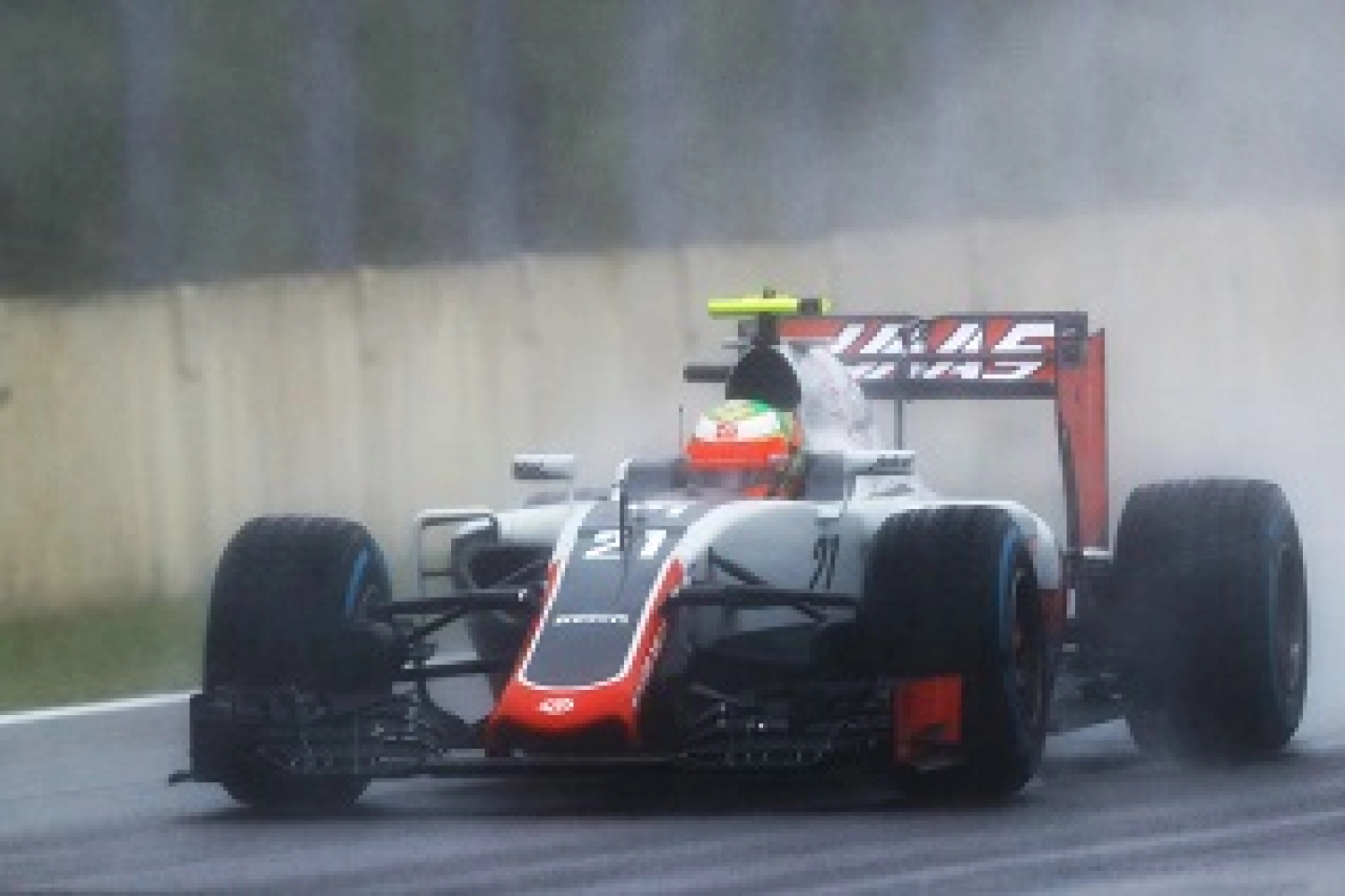 Haas : Grosjean désolé, Gutierrez dépité !