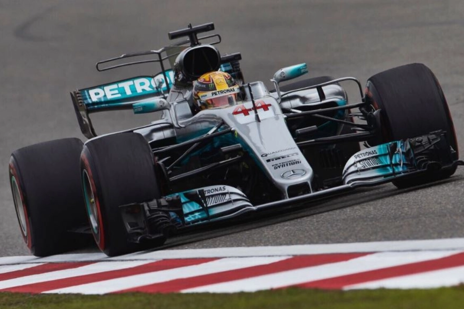 Chine – Qualifications : Hamilton contient Vettel !