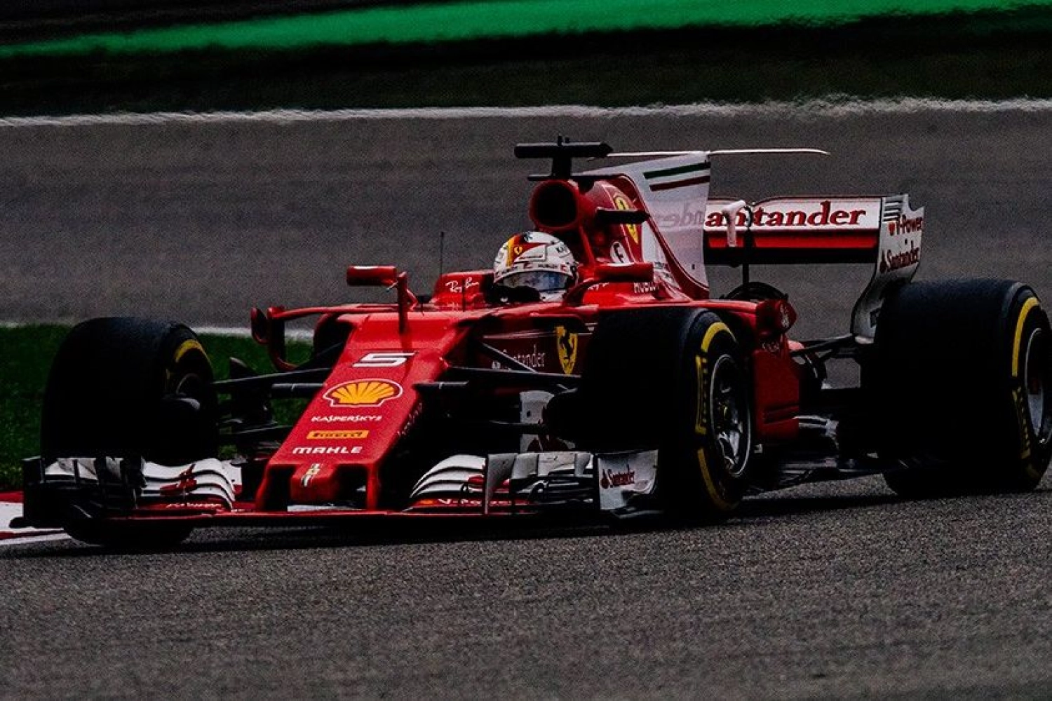 Vettel : le déploiement de la voiture de sécurité a été "malchanceux"