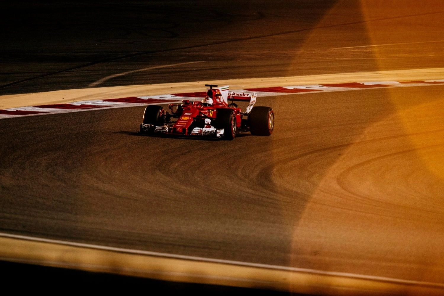 Bahreïn – Course : Fin tacticien, Vettel remporte le troisième acte !