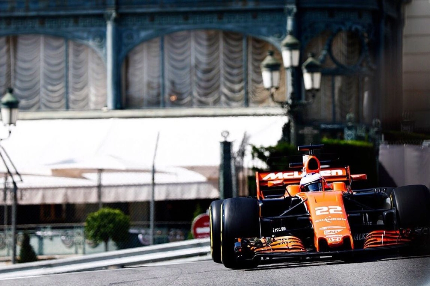 15 places de pénalité pour Jenson Button à cause d’un nouveau problème technique