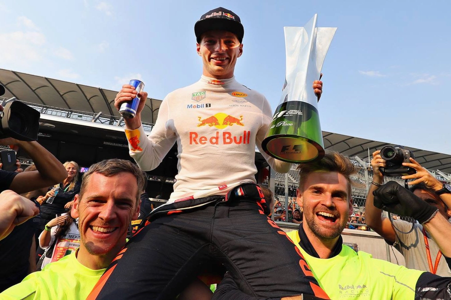 En père peinard, Verstappen était prêt à prendre une pénalité, "pour rendre les choses plus intéressantes" !