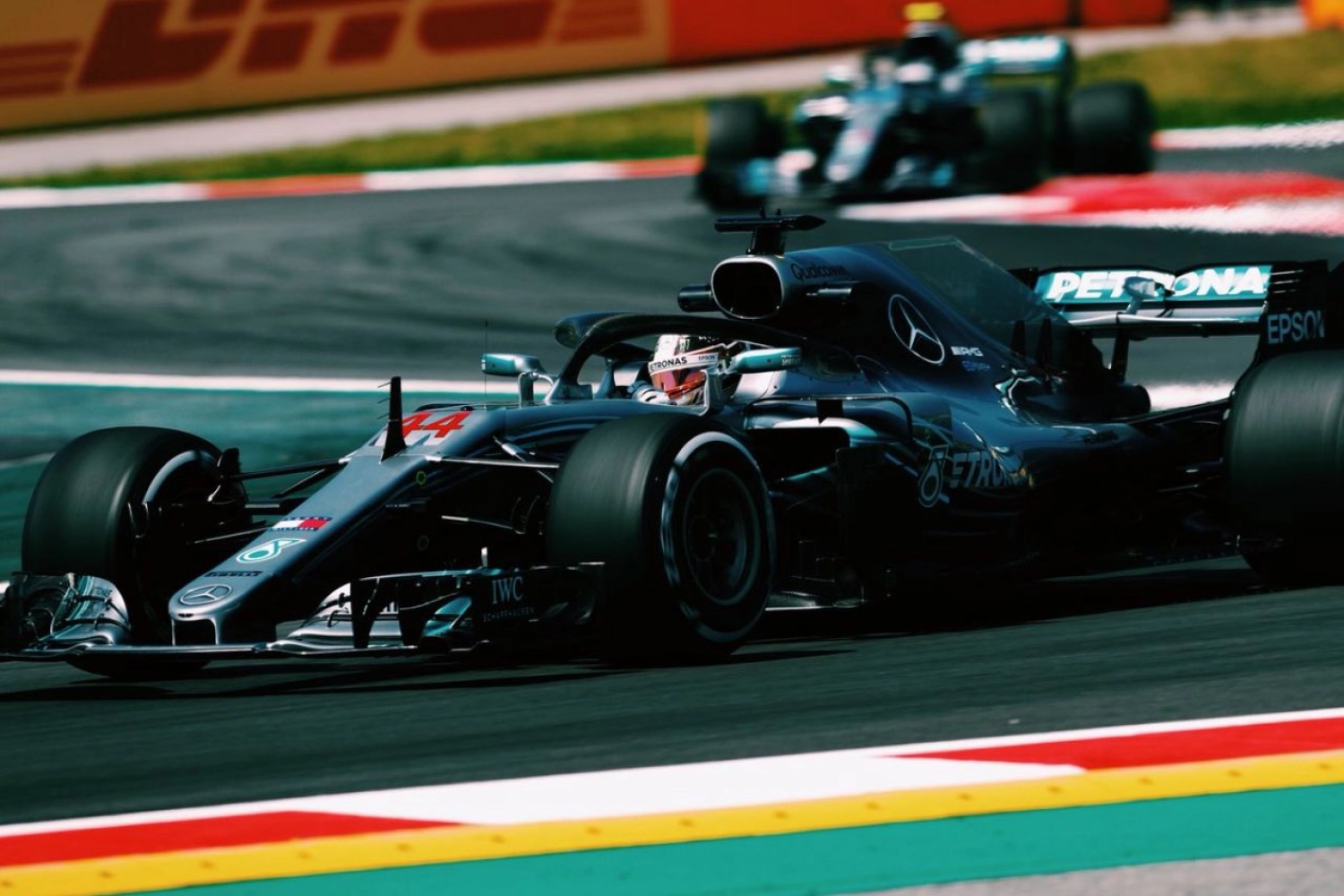 Espagne – Essais Libres 2 : Hamilton mène devant les Red Bull