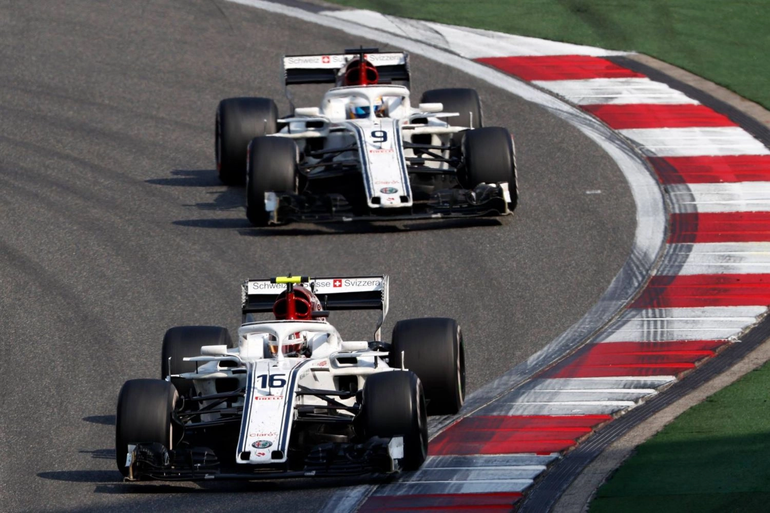 Sauber lance son équipe junior avec Charouz