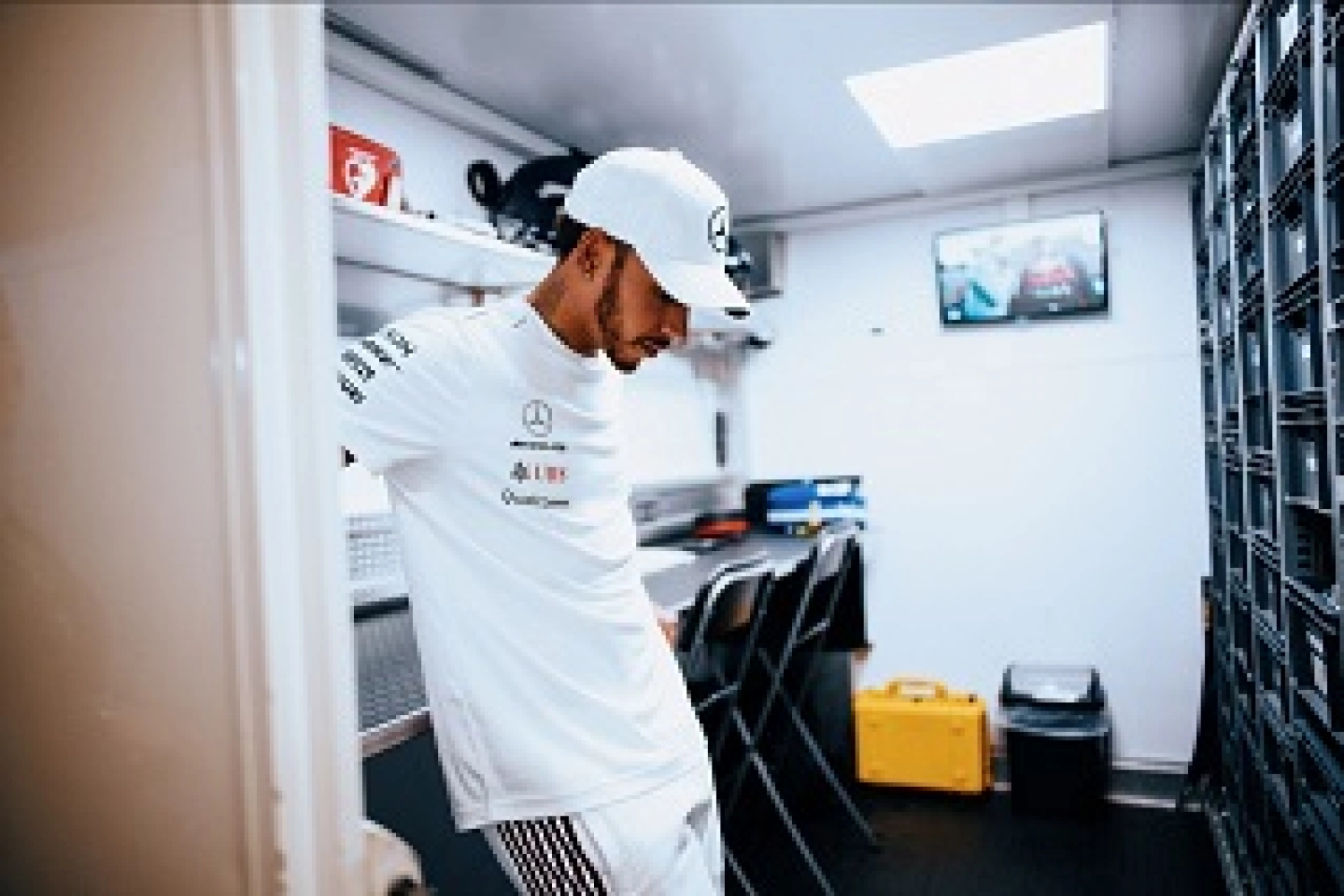 Hamilton veut lutter contre la déscolarisation des jeunes pilotes