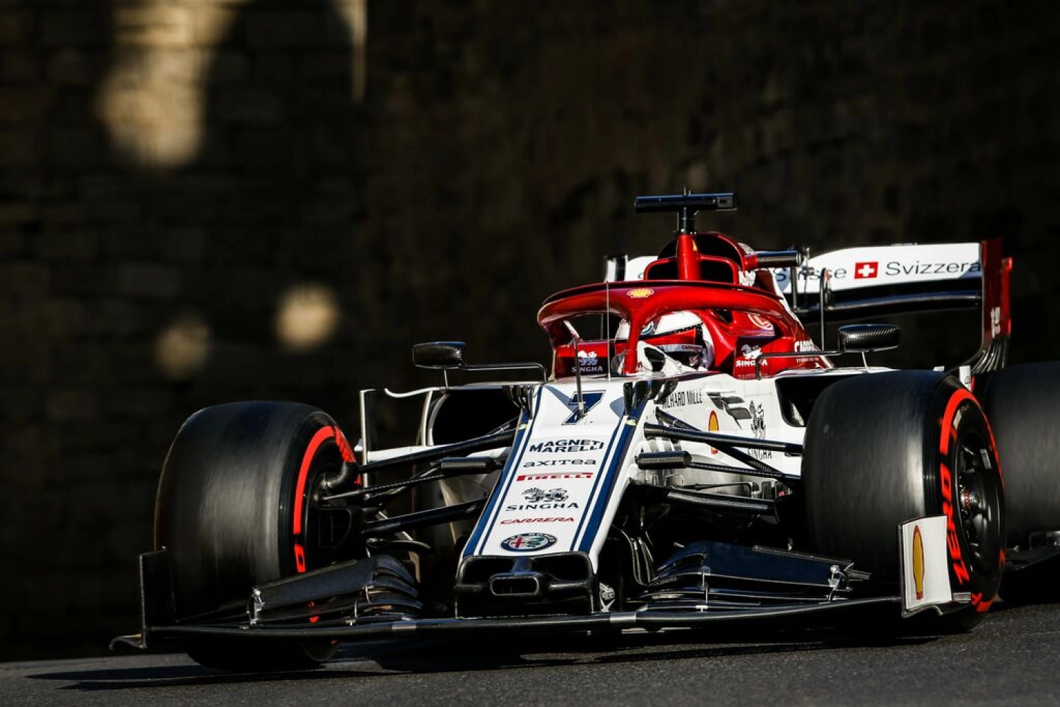 Kimi Raikkonen disqualifié à Bakou