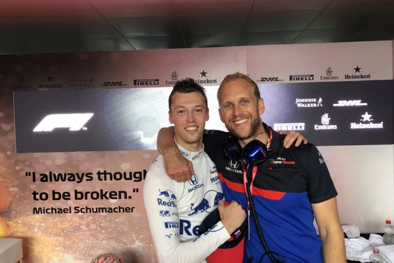 Kvyat : “c&rsquo;était les montagnes russes, un peu comme ma carrière entière !”