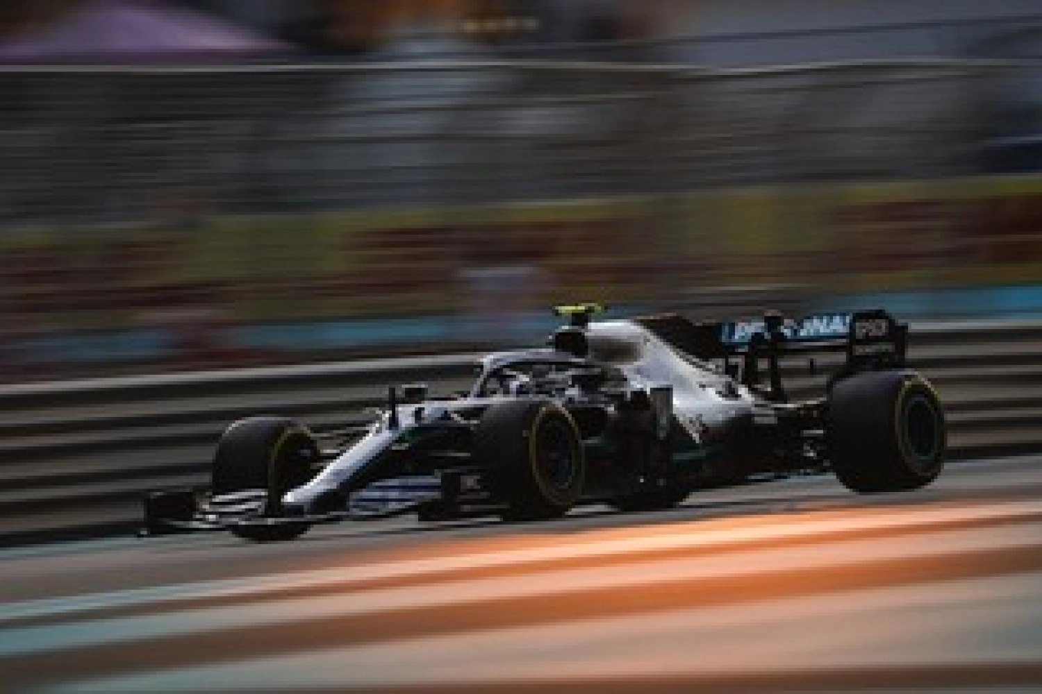 Abu Dhabi – Bottas forcé d&rsquo;effectuer un nouveau changement de moteur