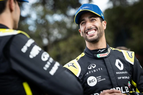 Renault dévoile sa livrée jaune et noire pour 2020