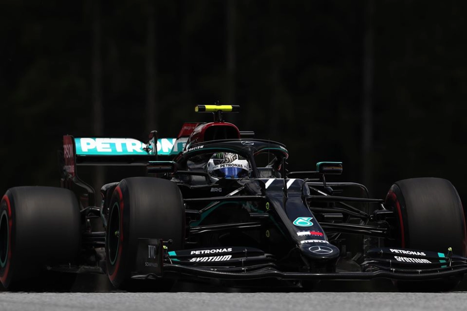 Autriche – Course : Valtteri Bottas remporte une course de folie