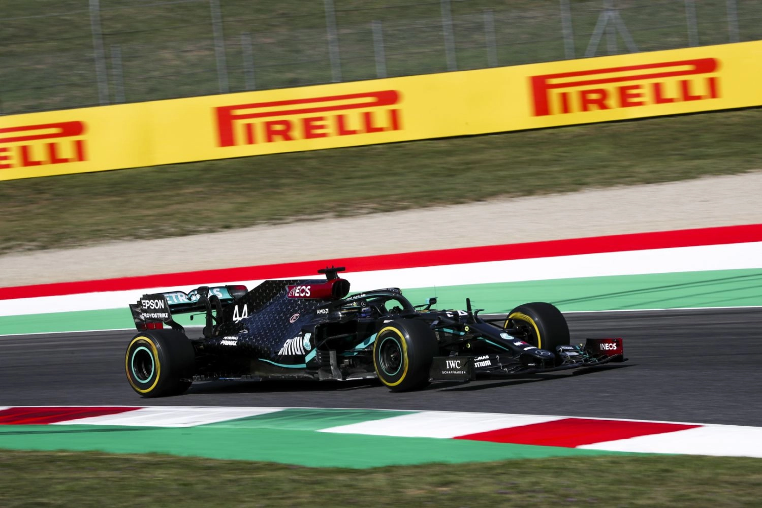 Grand Prix de Toscane – Qualifications : Hamilton en pole, Bottas à 59 millièmes