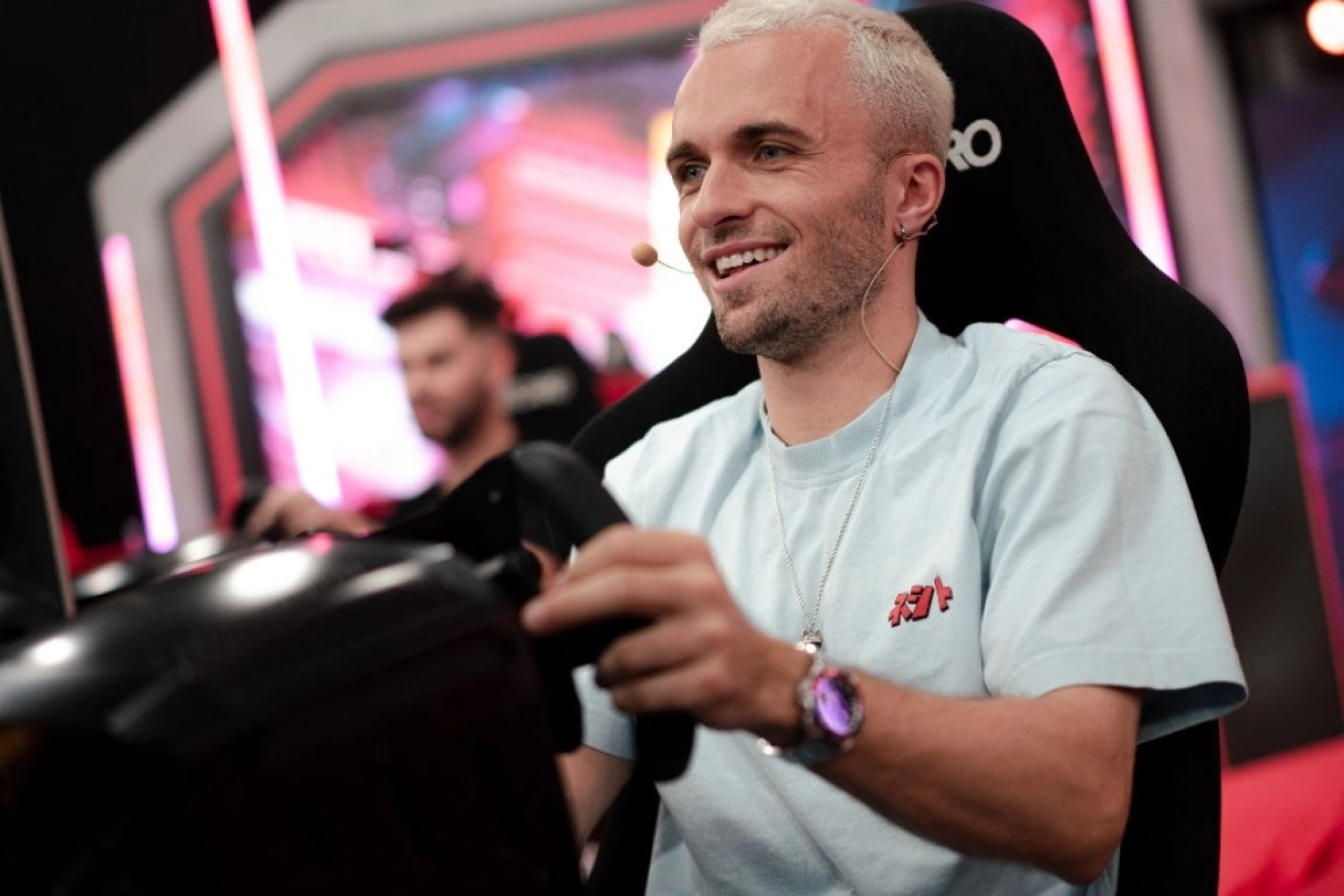 Le Youtubeur Squeezie roulera pour Alpine ce weekend !