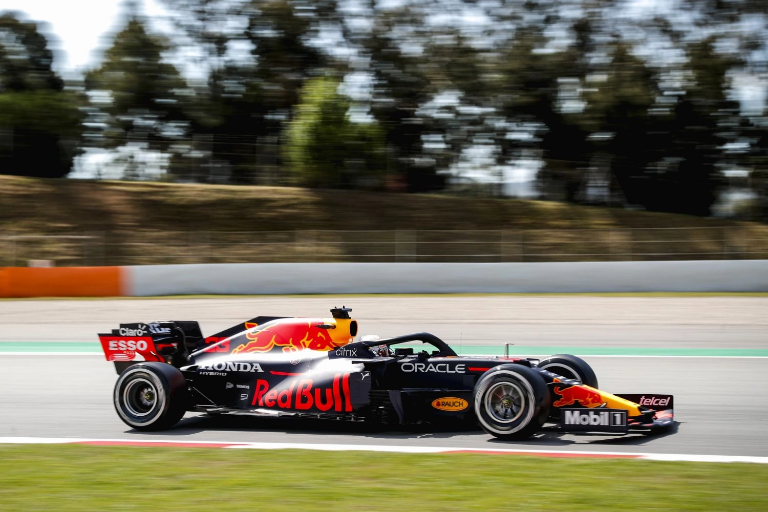 Grand Prix d’Espagne – Essais Libres 3 : Verstappen leader devant Hamilton, les Ferrari en embuscade