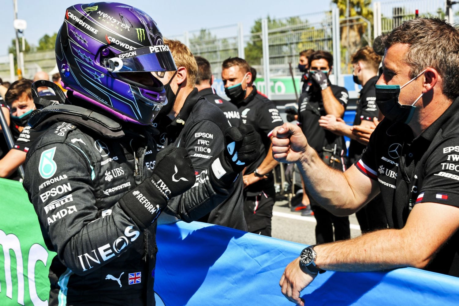 Grand Prix d’Espagne – Course : la stratégie Mercedes fait gagner Lewis Hamilton