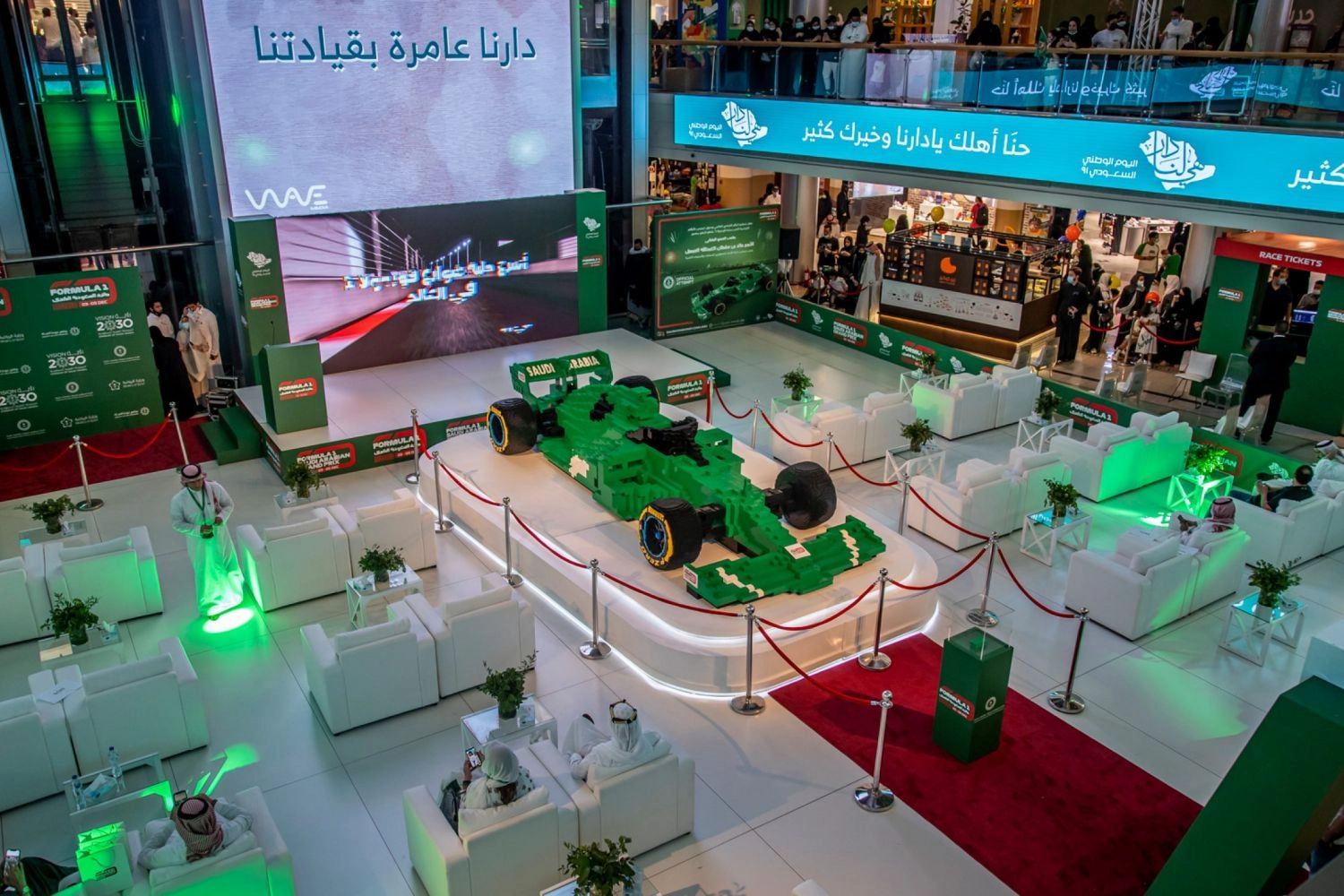 Une F1 taille réelle créée à l&rsquo;occasion du Grand Prix d&rsquo;Arabie Saoudite (Vidéo)