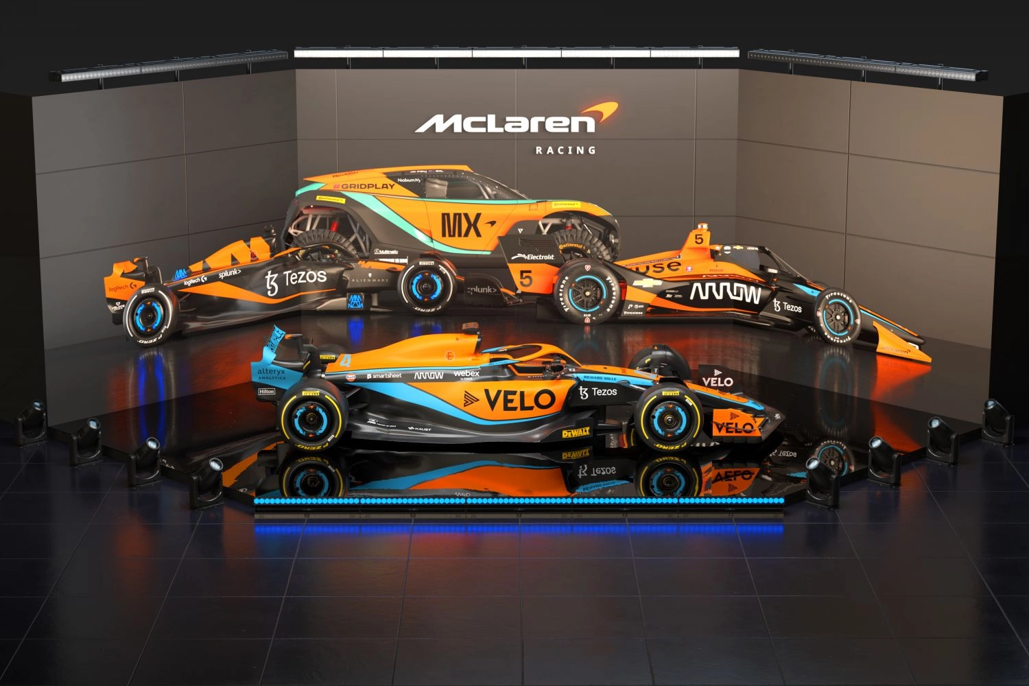 Au tour de la MCL36 de se montrer dans une triple présentation !