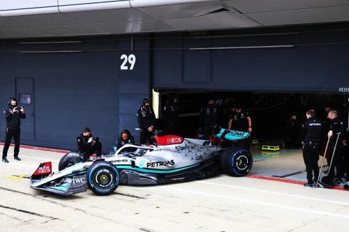 Le premier roulage de la Mercedes F1-W13 en photos