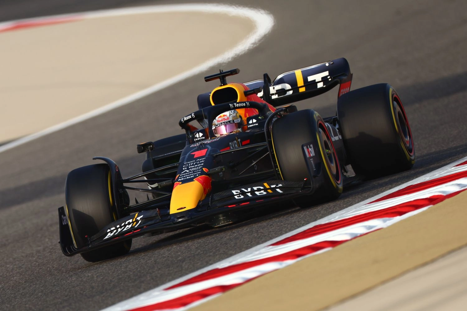 Grand Prix de Bahreïn – Essais libres 2 : Verstappen se montre, Ferrari rassure