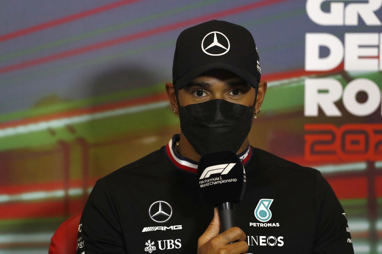 Hamilton : «J’ai suivi la bataille de tête comme à la TV»
