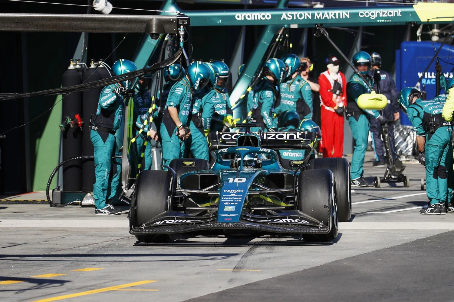 Le développement d’Aston Martin retardé par les accidents de Stroll et Vettel