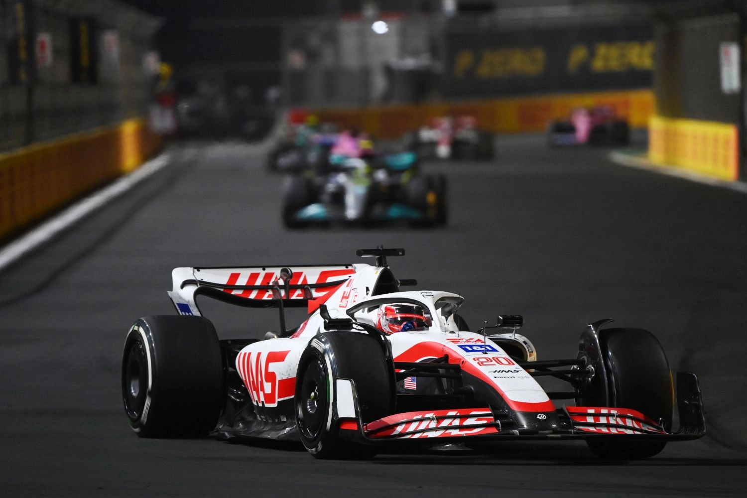 Haas ne "précipite" pas les changements