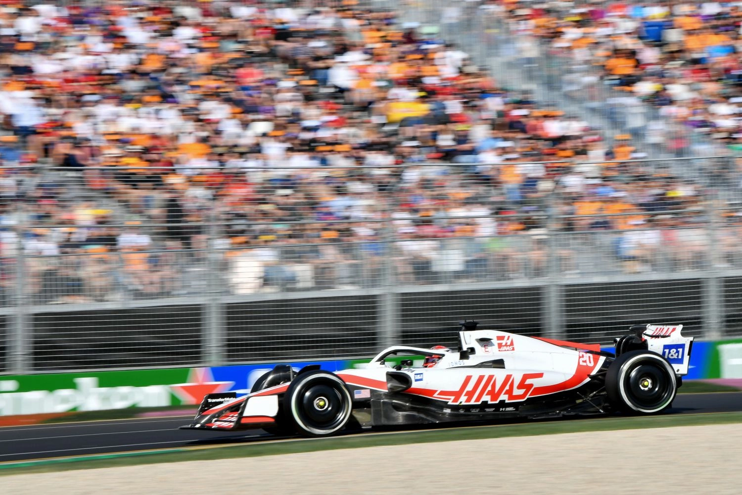 Pénalité sur la grille de départ pour Magnussen au Grand Prix du Mexique