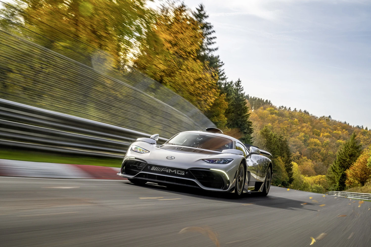 Mercedes AMG-One : la version de série bientôt révélée