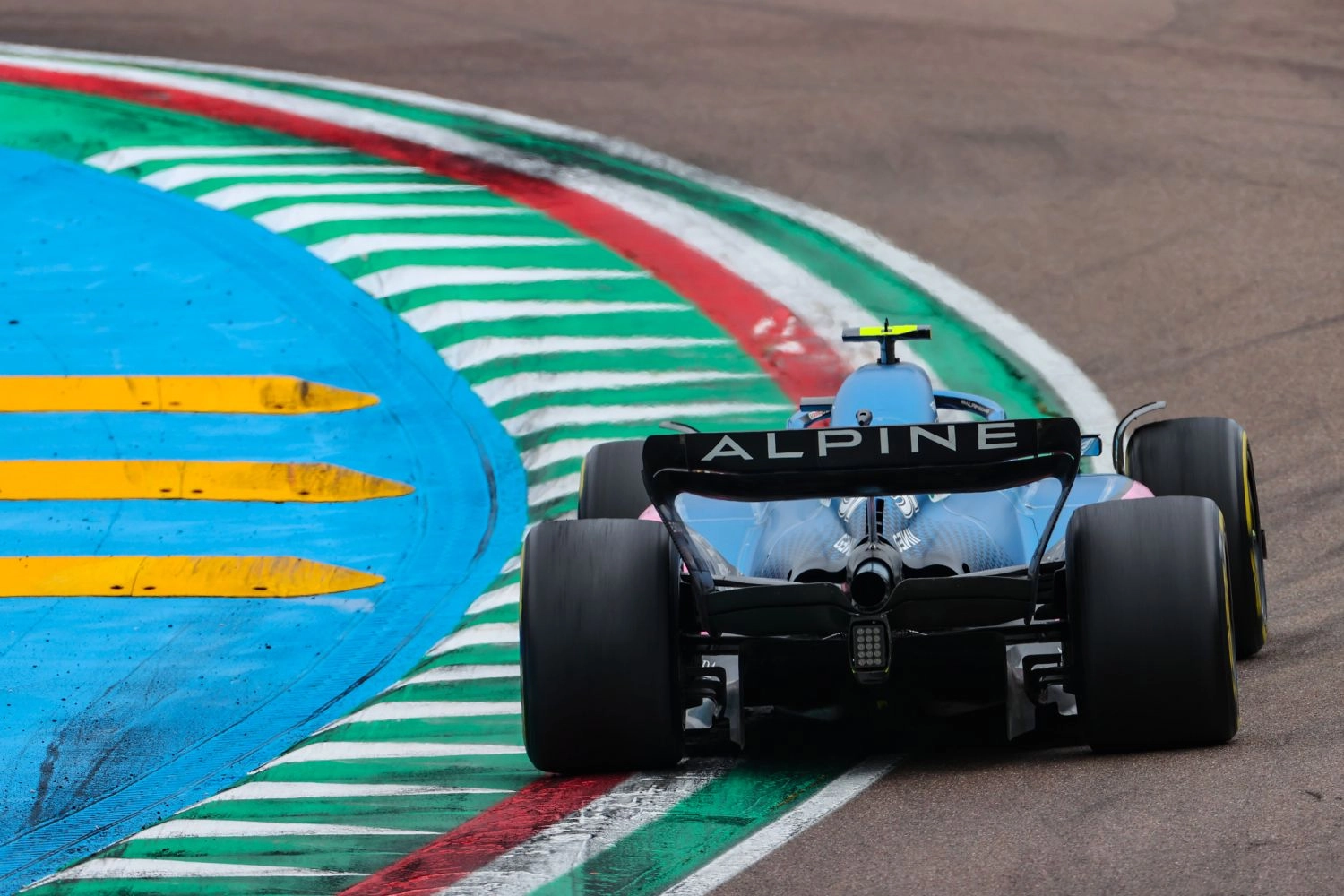 Alpine va apporter un nouvel aileron arrière à Barcelone